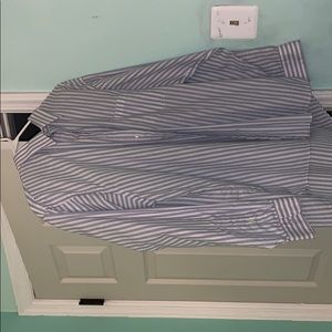 A men’s dress shirt